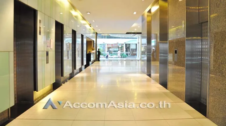 unit Studio  Office space For Rent in Sukhumvit, Bangkok  near MRT Sukhumvit - BTS Asok (AA17816)